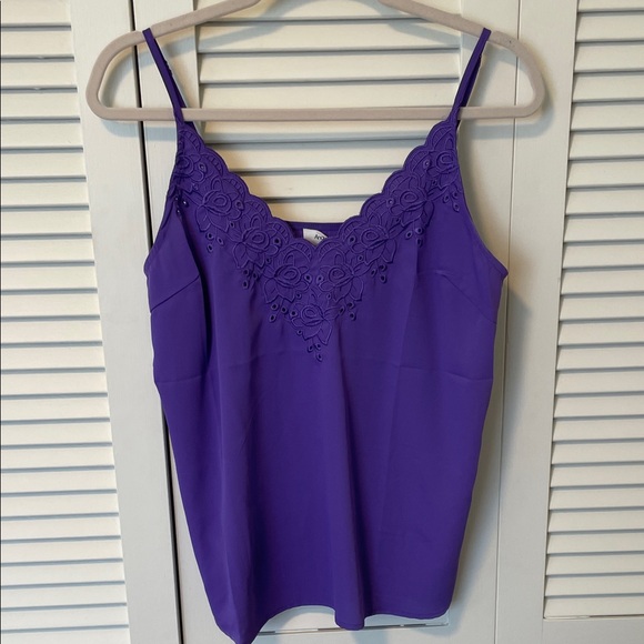 Andy & Lucy Tops - NWT Andy & Lucy Purple Lace-Trim Spaghetti Strap Camisole Top